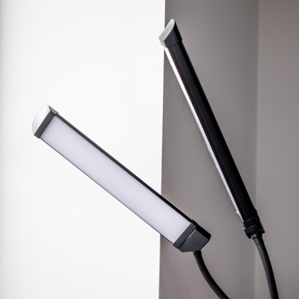 PE Cosmetics - Multimedia-Lampe